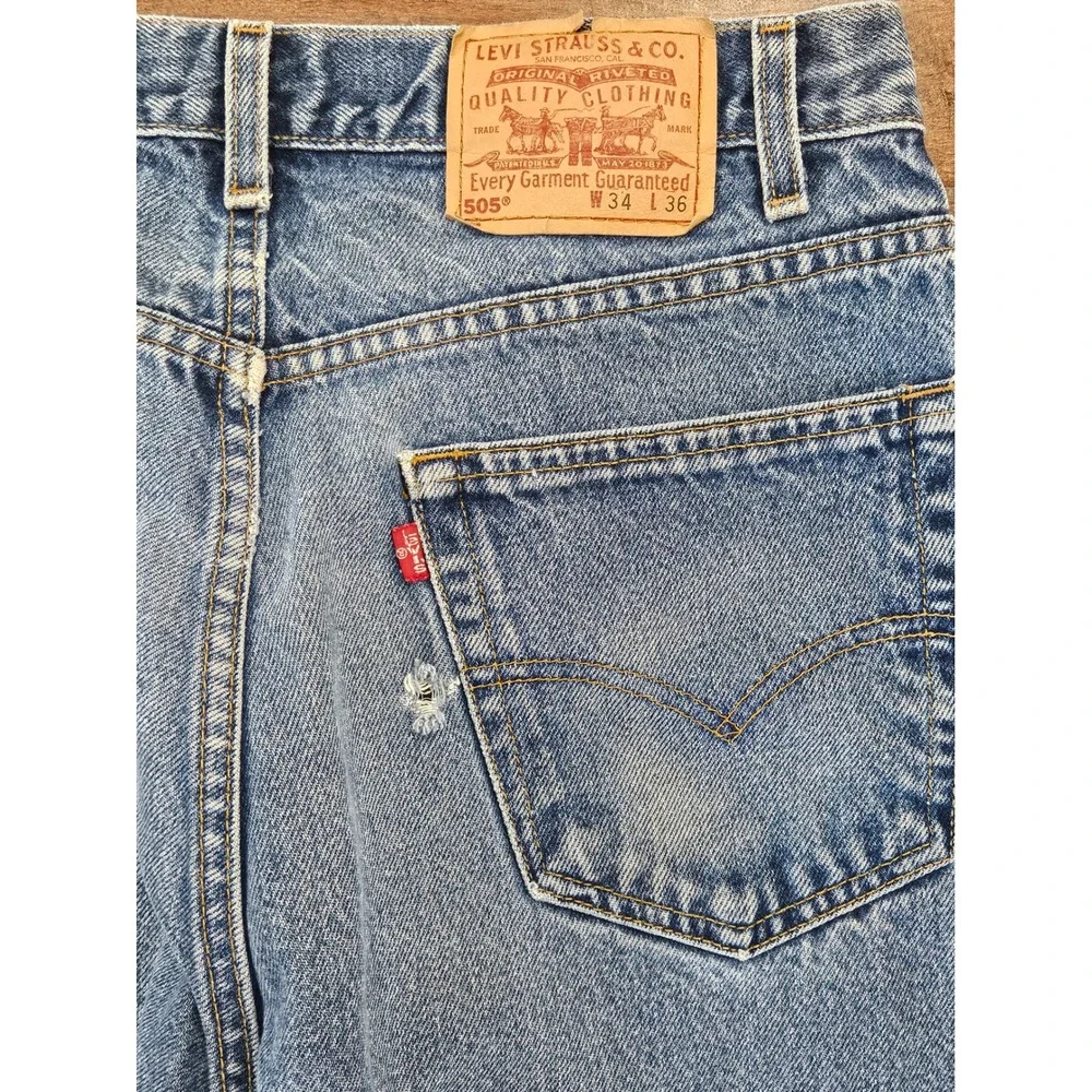 Levis levis 505